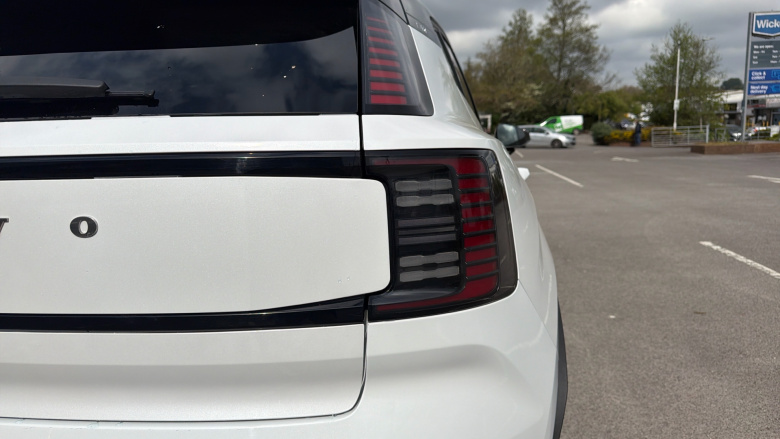 Volvo EX30 315kW Twin Motor Performance Ultra 69kWh 5dr Auto Electric Estate